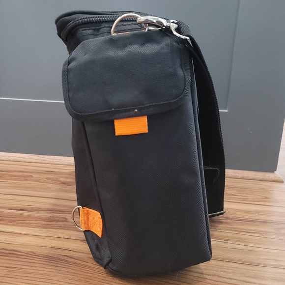 Harley Davidson Black Insulated Travel Cooler Bag with Full Picnic Set - Picture 7 of 12